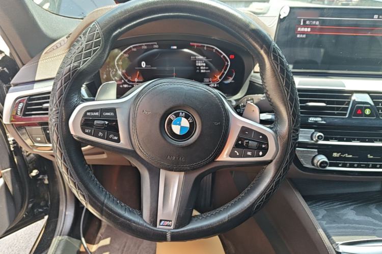 Used BMW 5 Series 2022 530Li Leading Model M Sport Package Steering Wheel
