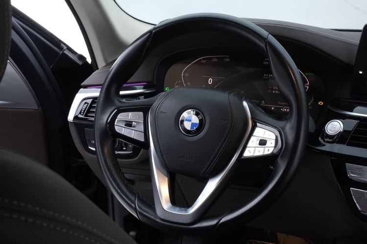 Used BMW 5 Series 2022 Second Facelift 525Li Luxury Package Steering Wheel