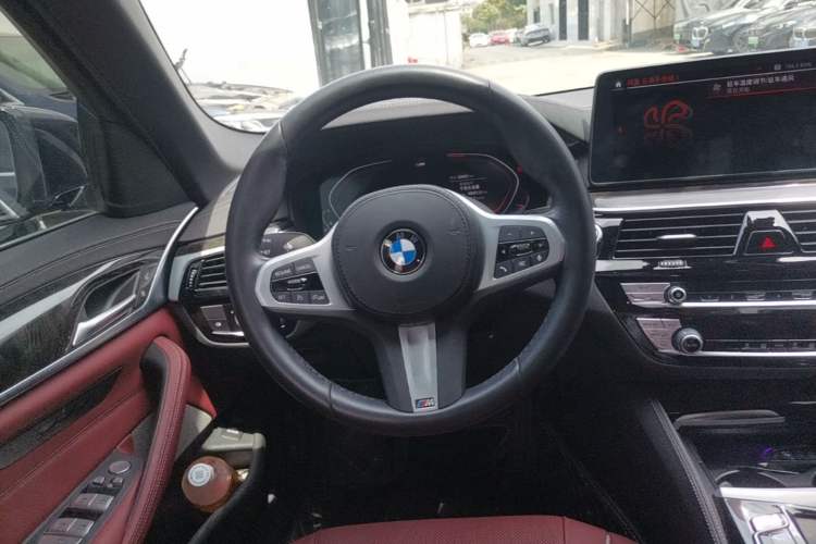 Used BMW 5 Series 2022 Restyled 525Li M Sport Package Steering Wheel