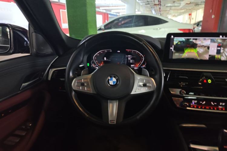 Used BMW 5 Series 2022 Revised Version 3 530Li Luxury Edition M Sport Package Steering Wheel