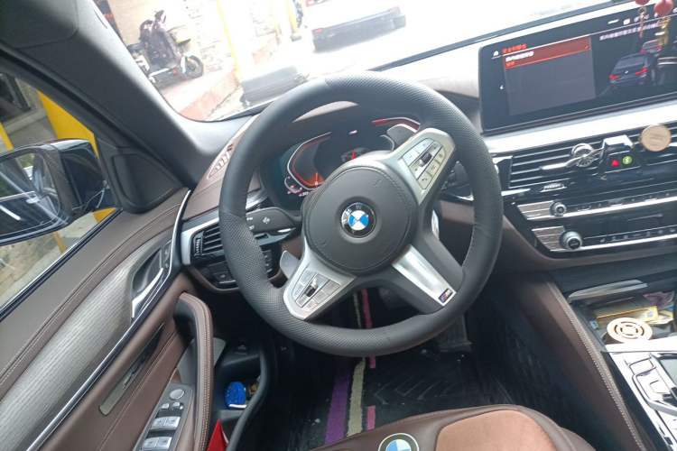 Used BMW 5 Series 2022 Second Facelift 530Li xDrive M Sport Package Steering Wheel