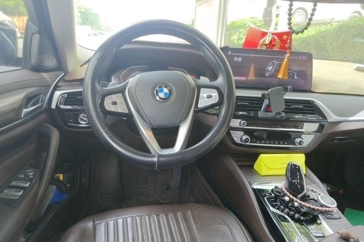 Used BMW 5 Series 2022 Updated 530Li xDrive Luxury Package Steering Wheel