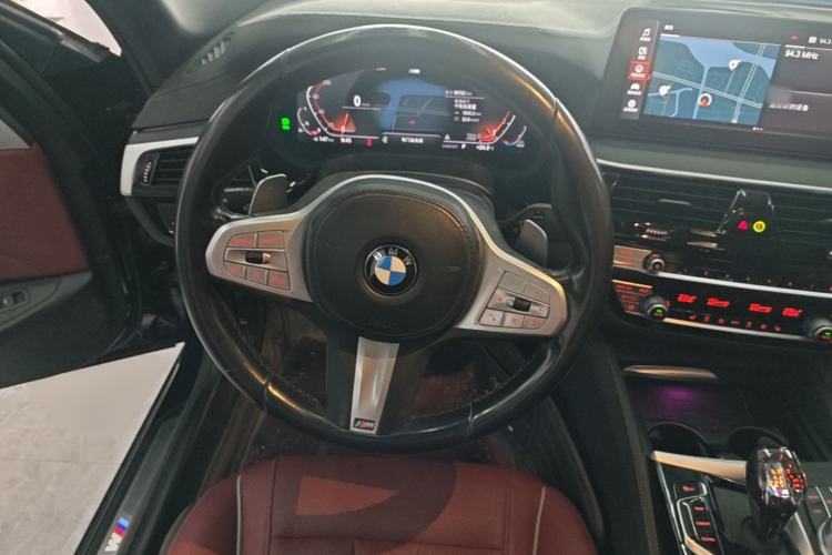 Used BMW 5 Series 2022 Second Facelift 530Li Leading Edition M Sport Package Steering Wheel