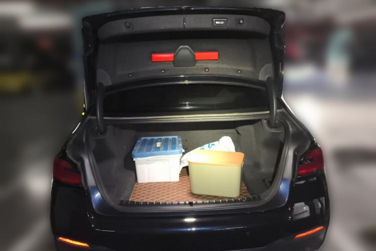 Used BMW 5 Series 2022 Second Facelift 530Li Leading Edition M Sport Package Trunk