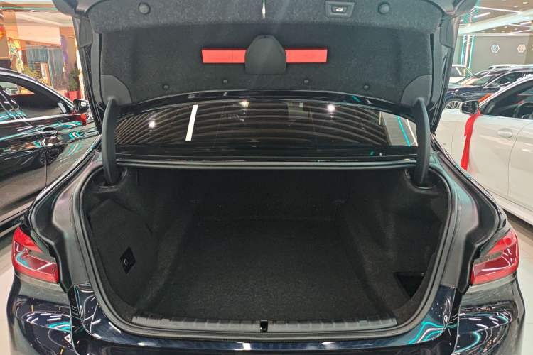 Used BMW 5 Series 2022 Restyled 525Li Luxury Package Trunk
