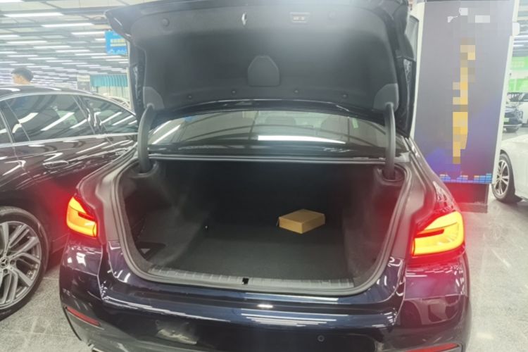 Used BMW 5 Series 2022 Second Facelift 530i M Sport Package Trunk