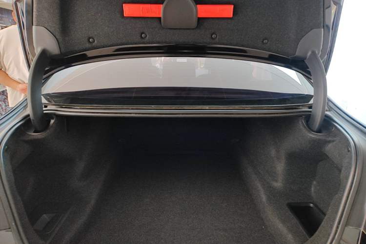 Used BMW 5 Series 2022 Restyled 525Li M Sport Package Trunk