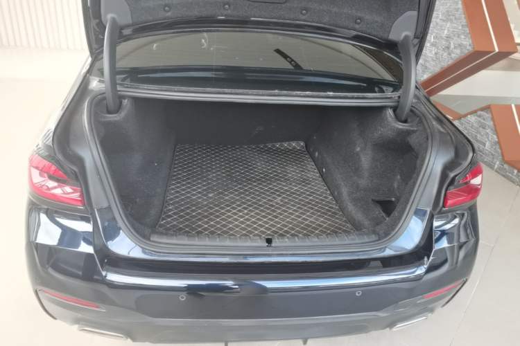 Used BMW 5 Series 2022 530i Sport Line M Sport Package Trunk