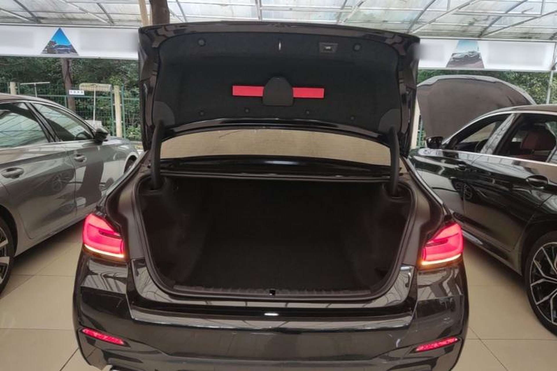 Used BMW 5 Series 2022 Restyled 525Li M Sport Package Trunk