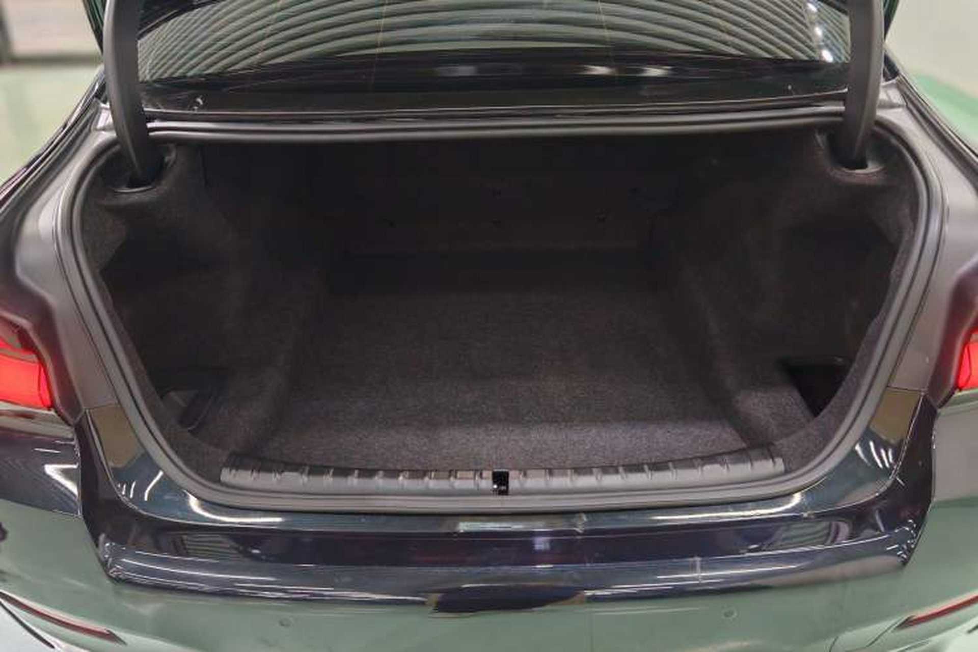 Used BMW 5 Series 2022 Second Facelift 525Li M Sport Package Trunk