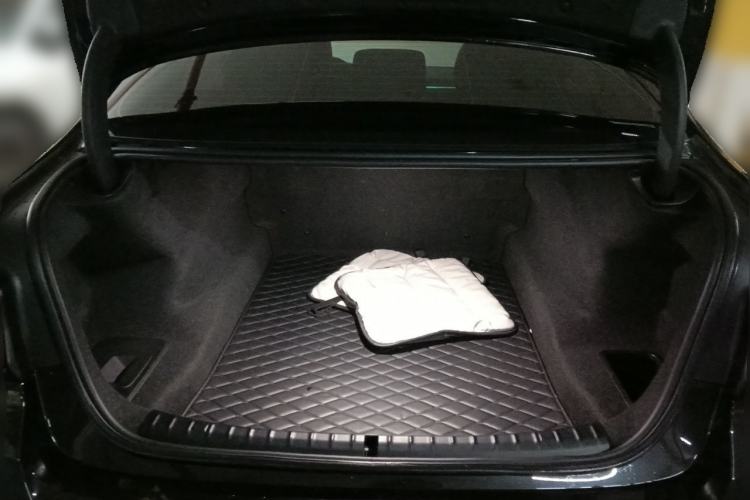 Used BMW 5 Series 2022 530Li Leading Model M Sport Package Trunk