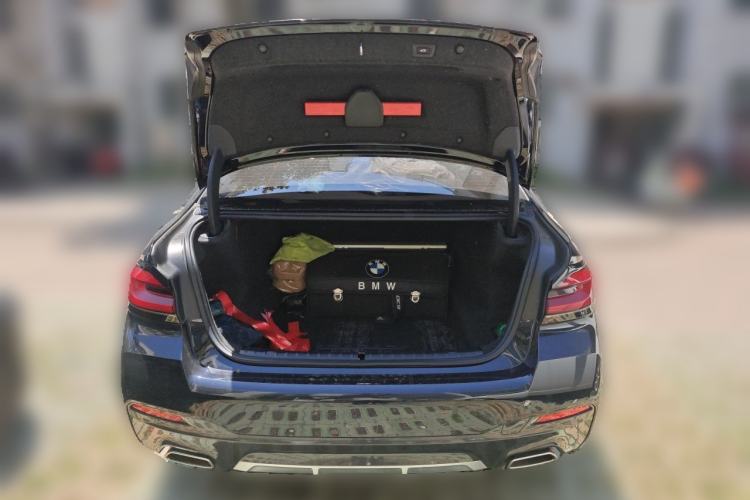 Used BMW 5 Series 2022 525Li M Sport Package Trunk
