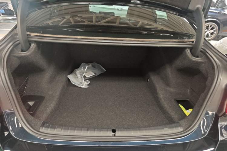 Used BMW 5 Series 2022 Restyled 525i M Sport Package Trunk