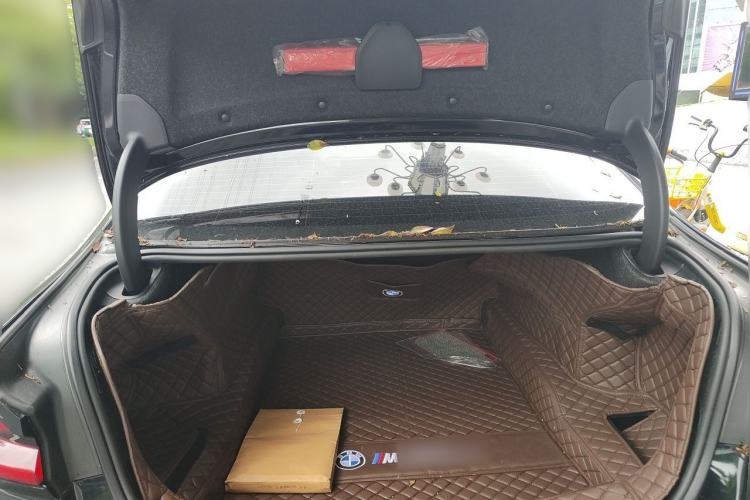 Used BMW 5 Series 2022 Facelifted Version 3 530Li Executive M Sport Package Trunk