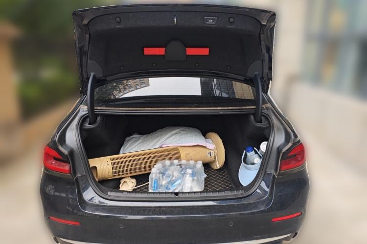 Used BMW 5 Series 2022 Restyled 525Li M Sport Package Trunk