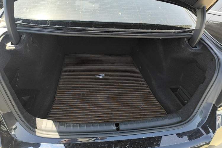 Used BMW 5 Series 2022 Second Facelift 530i M Sport Package Trunk