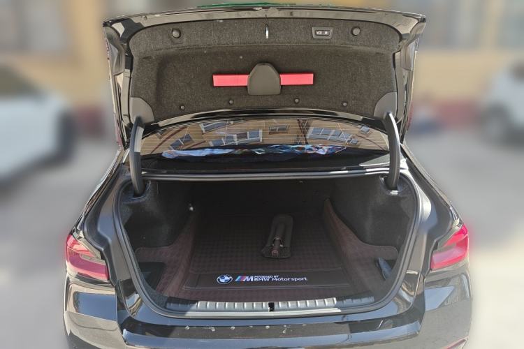 Used BMW 5 Series 2022 Second Facelift 530Li Leading Edition M Sport Package Trunk