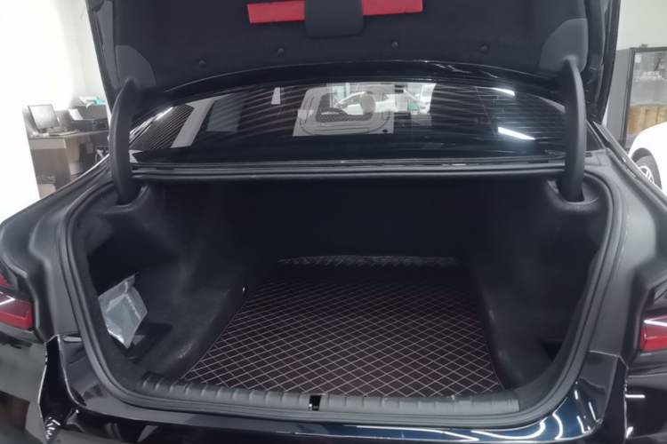 Used BMW 5 Series 2022 Second Facelift 530i M Sport Package Trunk