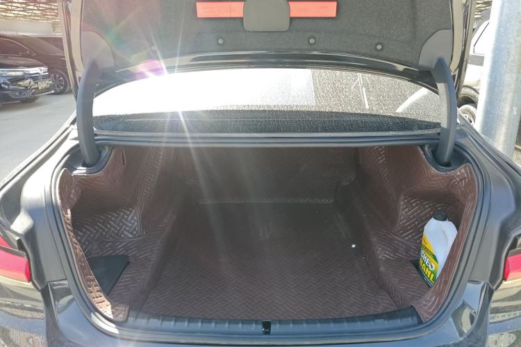 Used BMW 5 Series 2022 Updated 530Li Leading Edition Luxury Package Trunk