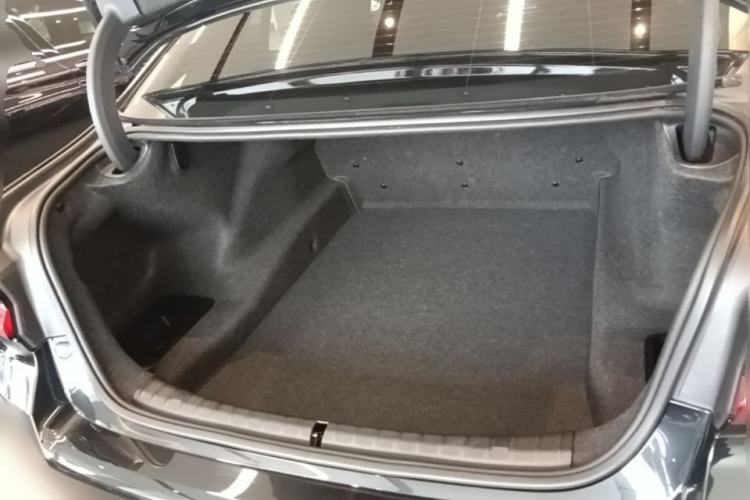 Used BMW 5 Series 2022 530Li xDrive M Sport Package Trunk