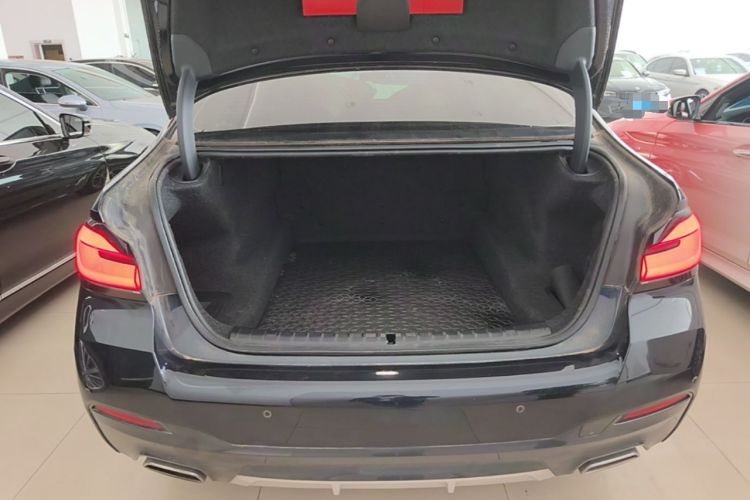 Used BMW 5 Series 2022 Second Facelift 530Li xDrive M Sport Package Trunk