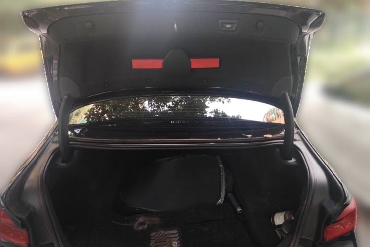 Used BMW 5 Series 2022 Restyled 525Li M Sport Package Trunk