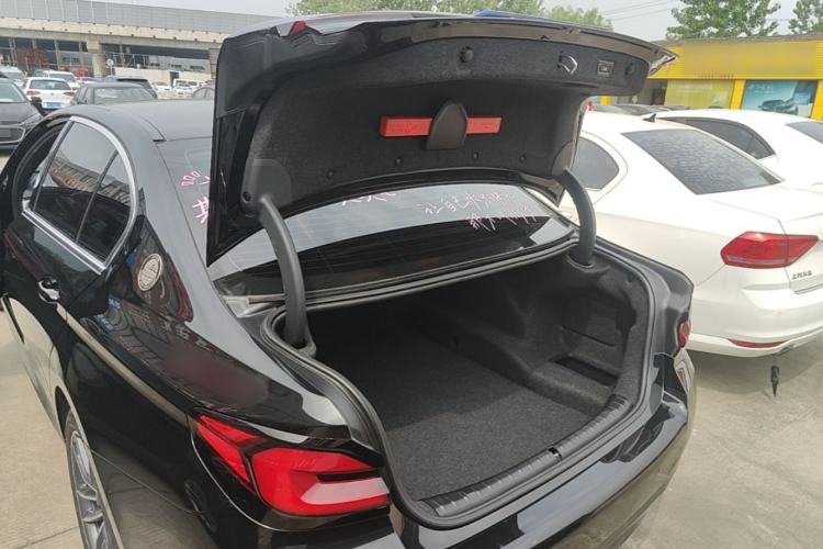 Used BMW 5 Series 2022 Restyled 525Li M Sport Package Trunk