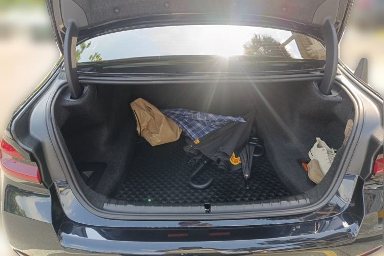 Used BMW 5 Series 2022 Second Facelift 525Li M Sport Package Trunk