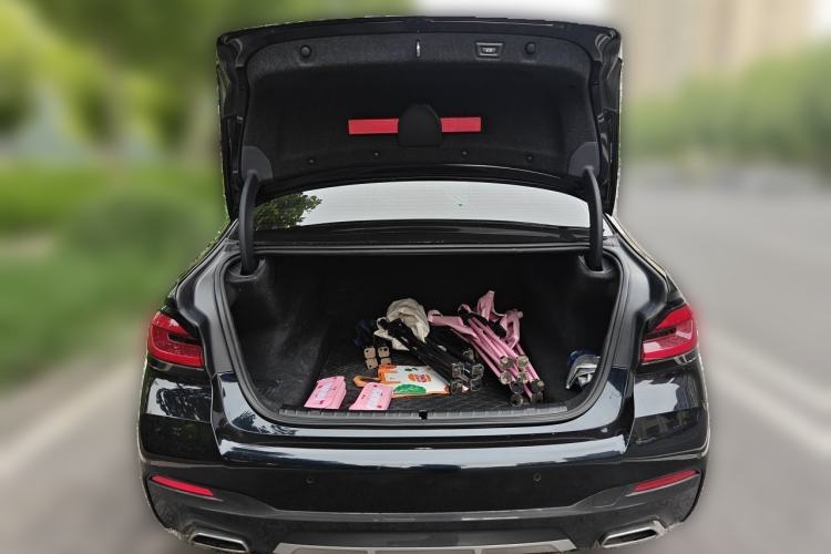Used BMW 5 Series 2022 Restyled 525Li M Sport Package Trunk