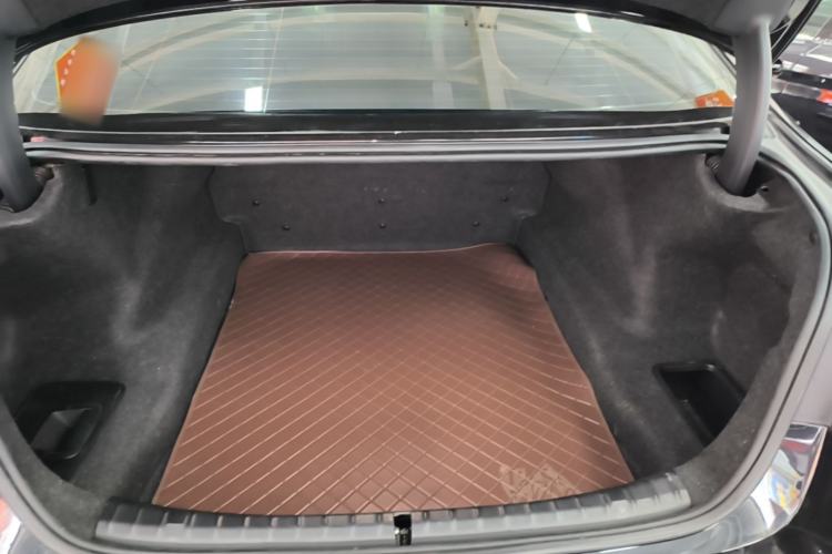 Used BMW 5 Series 2022 Restyled 530Li Leading Edition M Sport Package Trunk