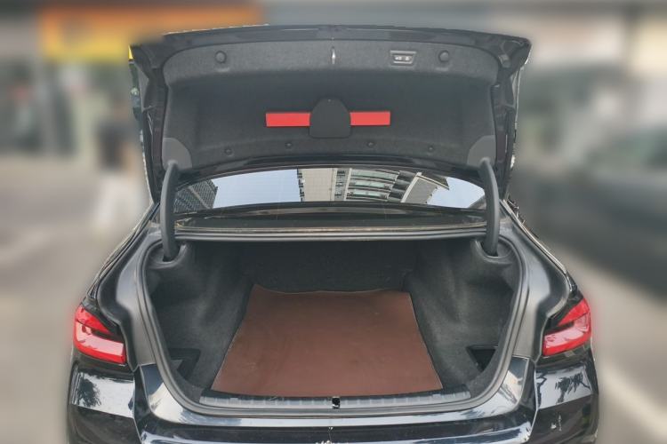 Used BMW 5 Series 2022 530Li xDrive M Sport Package Trunk