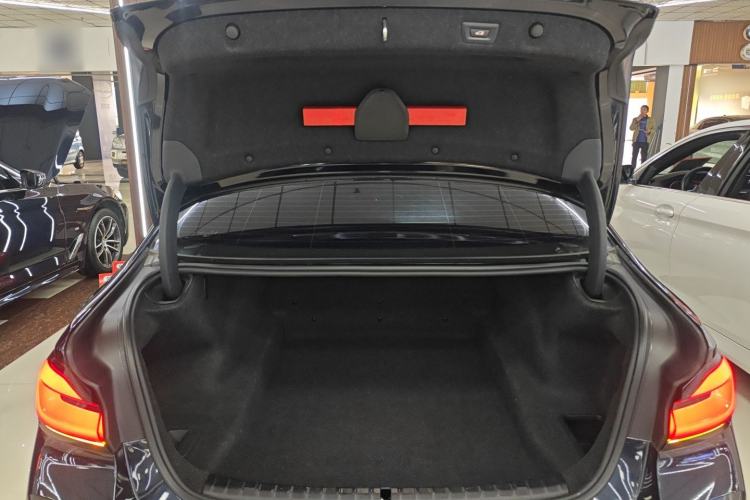 Used BMW 5 Series 2022 Restyled 525Li M Sport Package Trunk
