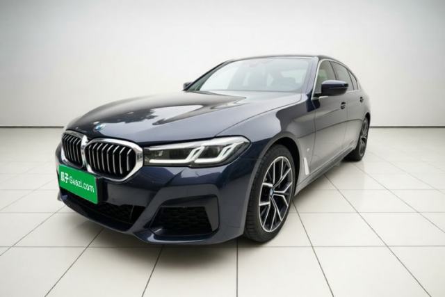 Ojetý BMW 5 Series 2022 Second Facelift 530Li Luxury Version M Sport Package