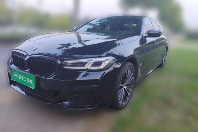 Ojetý BMW 5 Series 2022 Restyled 530Li Leading Edition M Sport Package