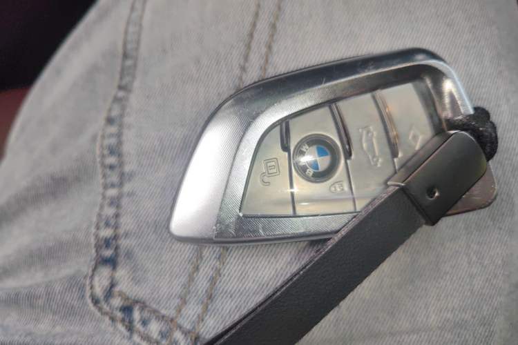 Used BMW 5 Series 2022 Revised Version 3 530Li Luxury Edition M Sport Package Vehicle Key