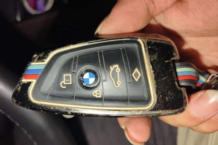 Used BMW 5 Series 2022 530Li Leading Model M Sport Package Vehicle Key