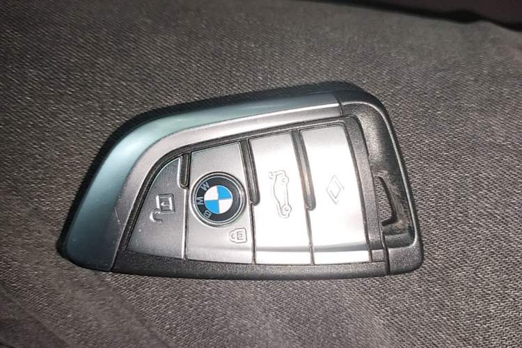 Used BMW 5 Series 2022 Second Facelift 525Li M Sport Package Vehicle Key