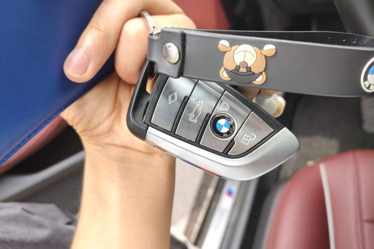 Used BMW 5 Series 2022 525Li M Sport Package Vehicle Key