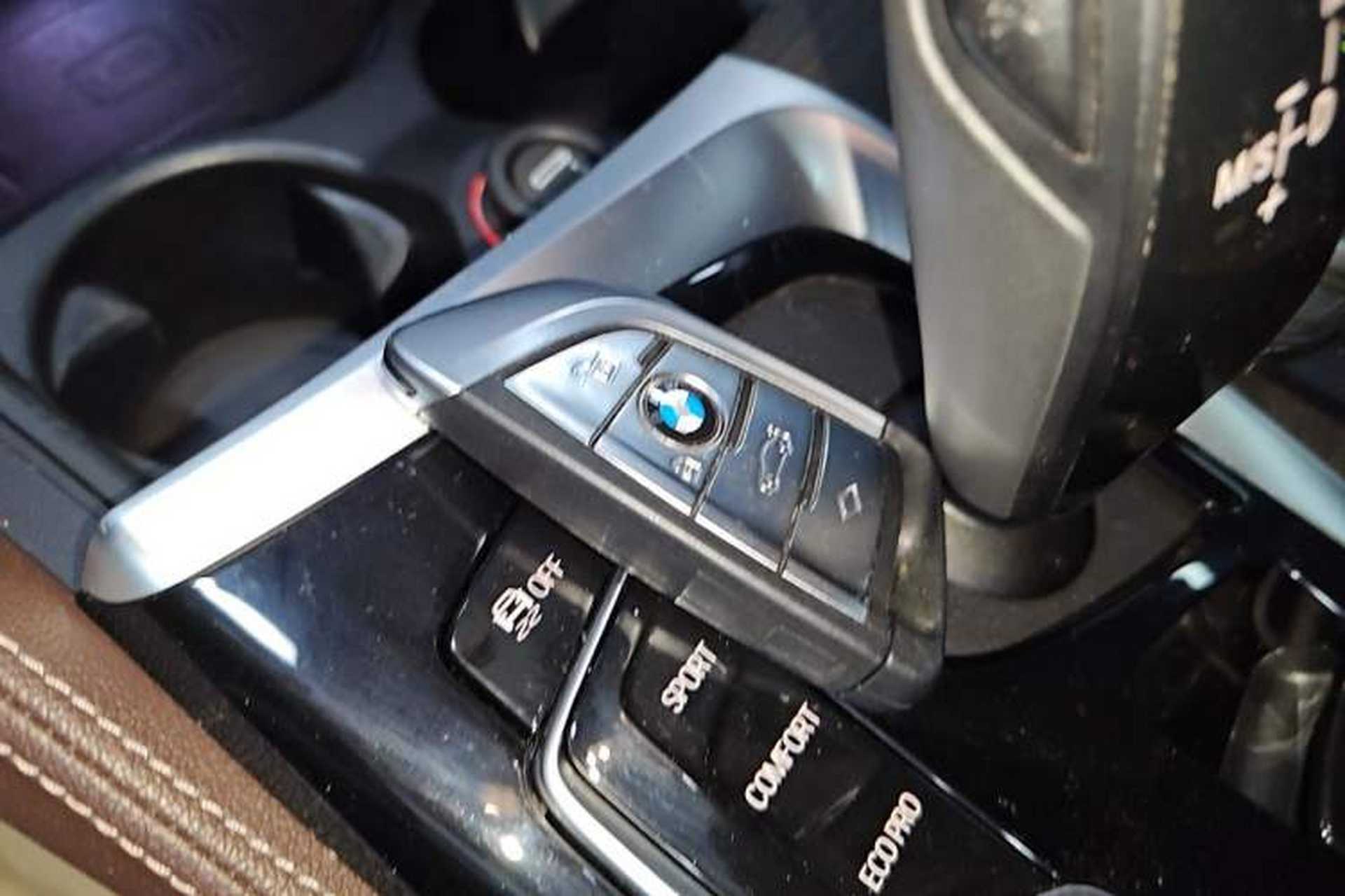 Used BMW 5 Series 2022 Updated 530Li Luxury Edition Premium Package Vehicle Key