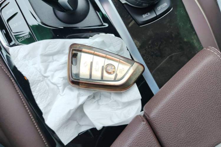 Used BMW 5 Series 2022 Second Facelift 525Li M Sport Package Vehicle Key