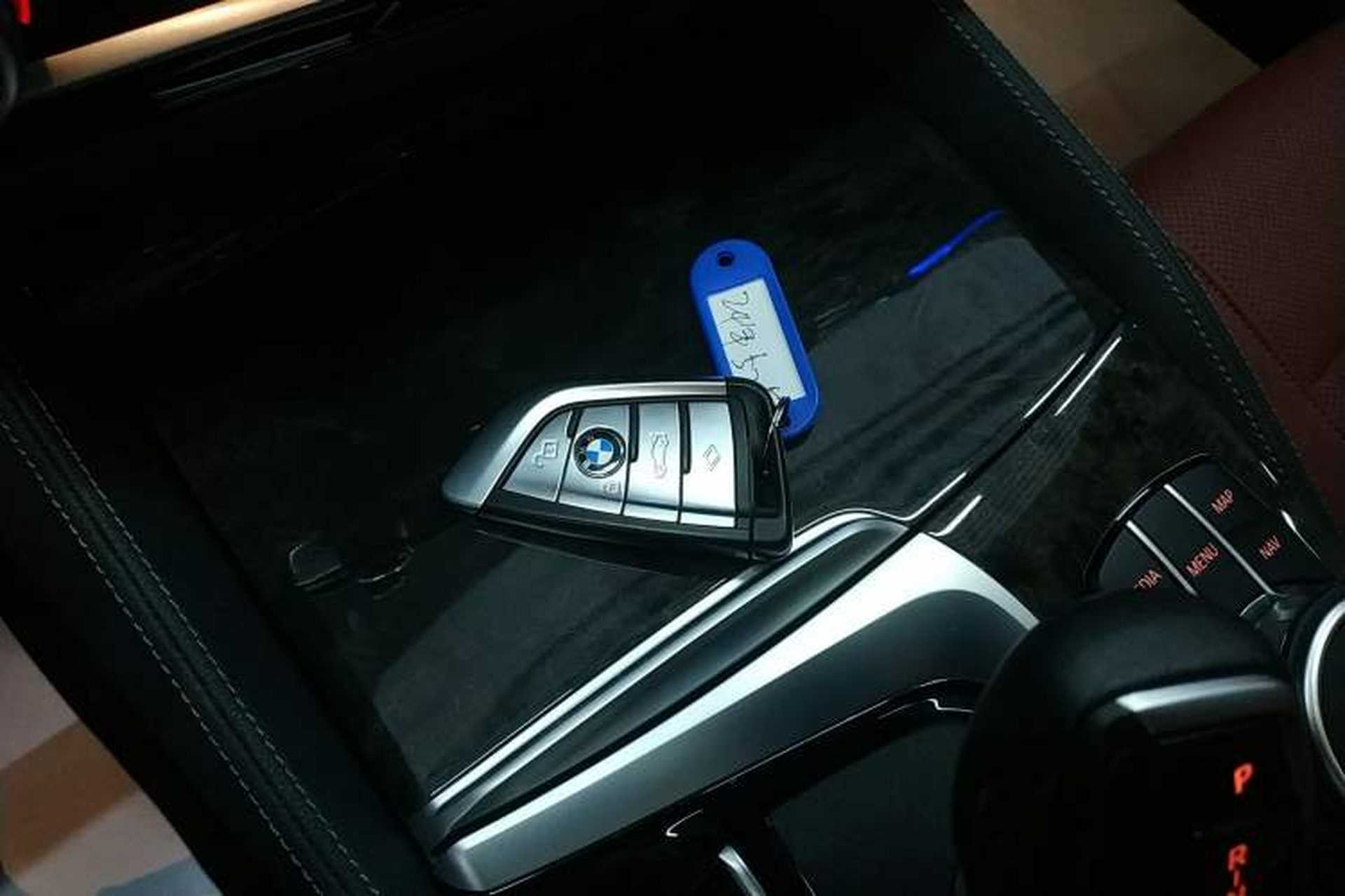 Used BMW 5 Series 2022 Second Facelift 525Li M Sport Package Vehicle Key