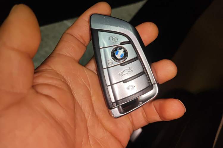 Used BMW 5 Series 2022 Restyled 525Li M Sport Package Vehicle Key