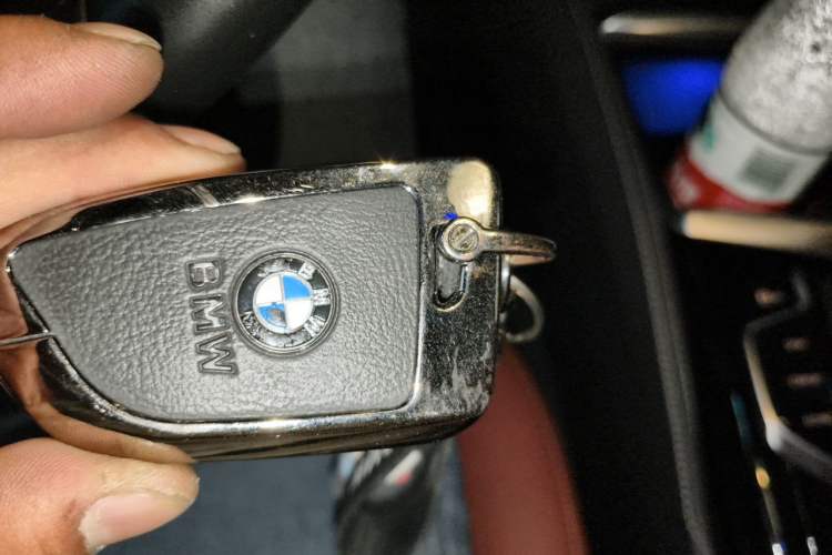 Used BMW 5 Series 2022 Restyled 525Li Luxury Package Vehicle Key