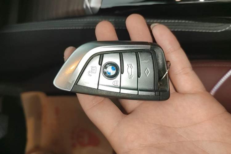 Used BMW 5 Series 2022 530Li Leading Luxury Package Vehicle Key