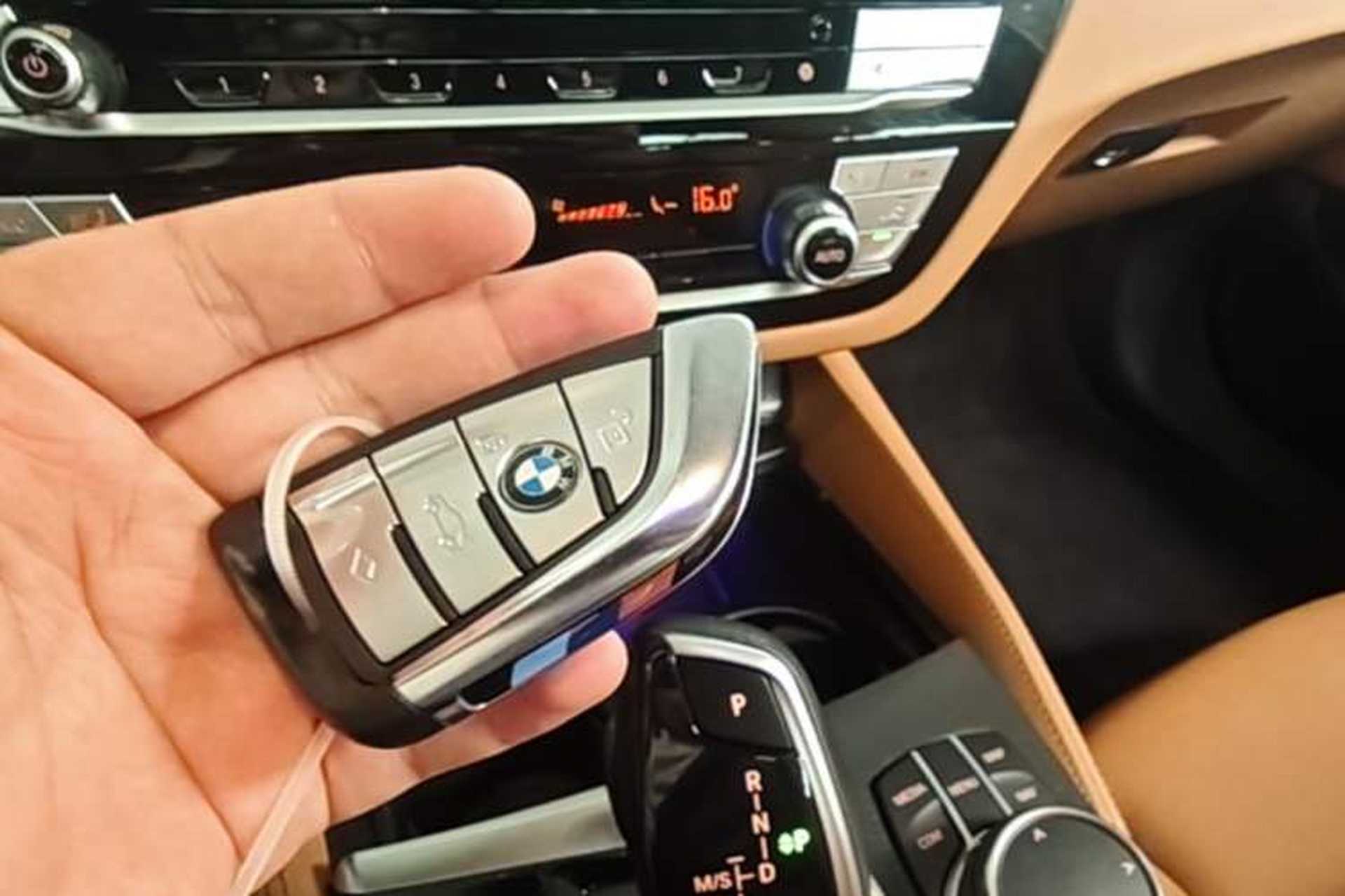 Used BMW 5 Series 2022 Restyled 525i M Sport Package Vehicle Key