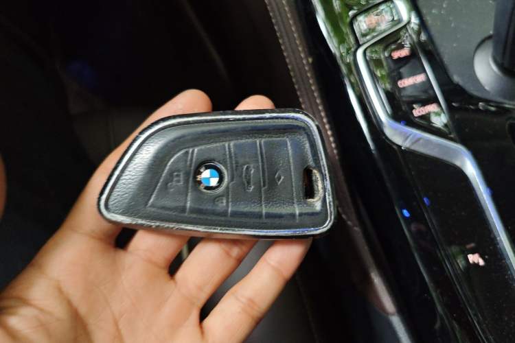 Used BMW 5 Series 2022 Second Facelift 525Li Luxury Package Vehicle Key