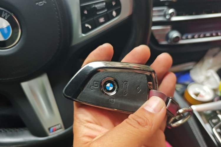 Used BMW 5 Series 2022 530Li Luxury Edition Premium Package Vehicle Key