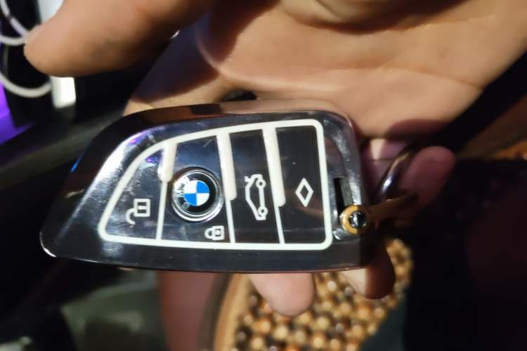 Used BMW 5 Series 2022 Second Facelift 525Li M Sport Package Vehicle Key