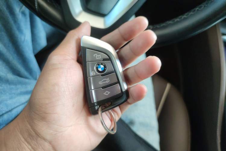 Used BMW 5 Series 2022 530Li Leading Luxury Package Vehicle Key