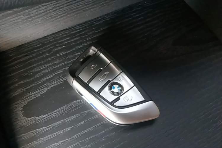 Used BMW 5 Series 2022 Revised Version 3 530Li Luxury Edition M Sport Package Vehicle Key